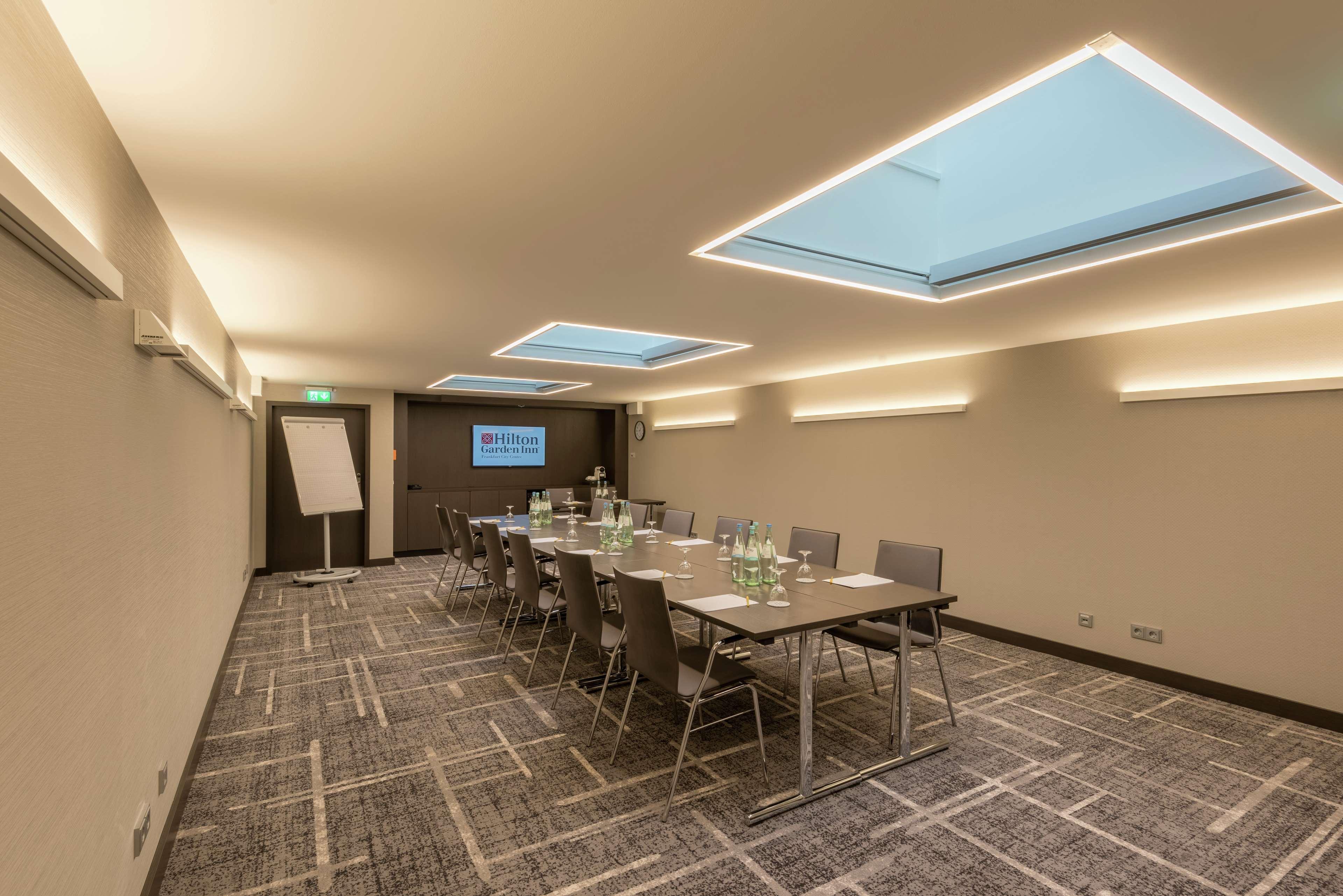 Hilton Garden Inn Frankfurt City Centre Франкфурт-на-Майні Екстер'єр фото
