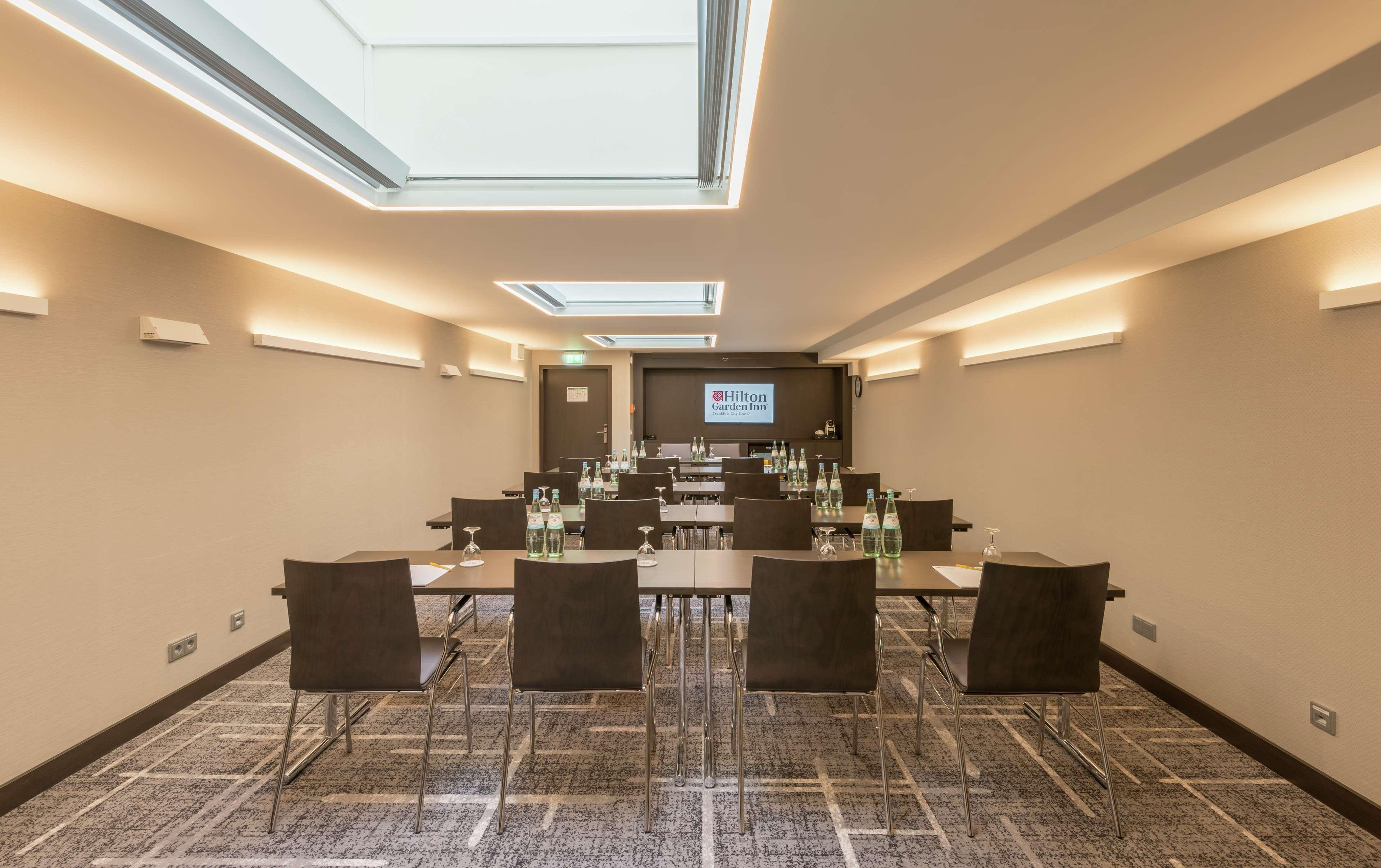 Hilton Garden Inn Frankfurt City Centre Франкфурт-на-Майні Екстер'єр фото