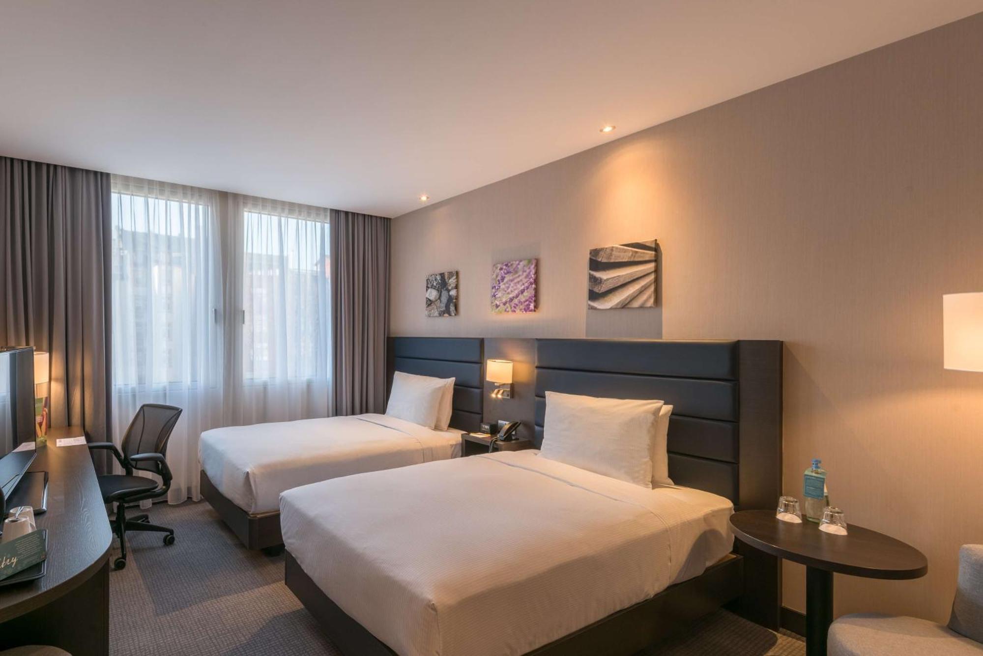 Hilton Garden Inn Frankfurt City Centre Франкфурт-на-Майні Екстер'єр фото