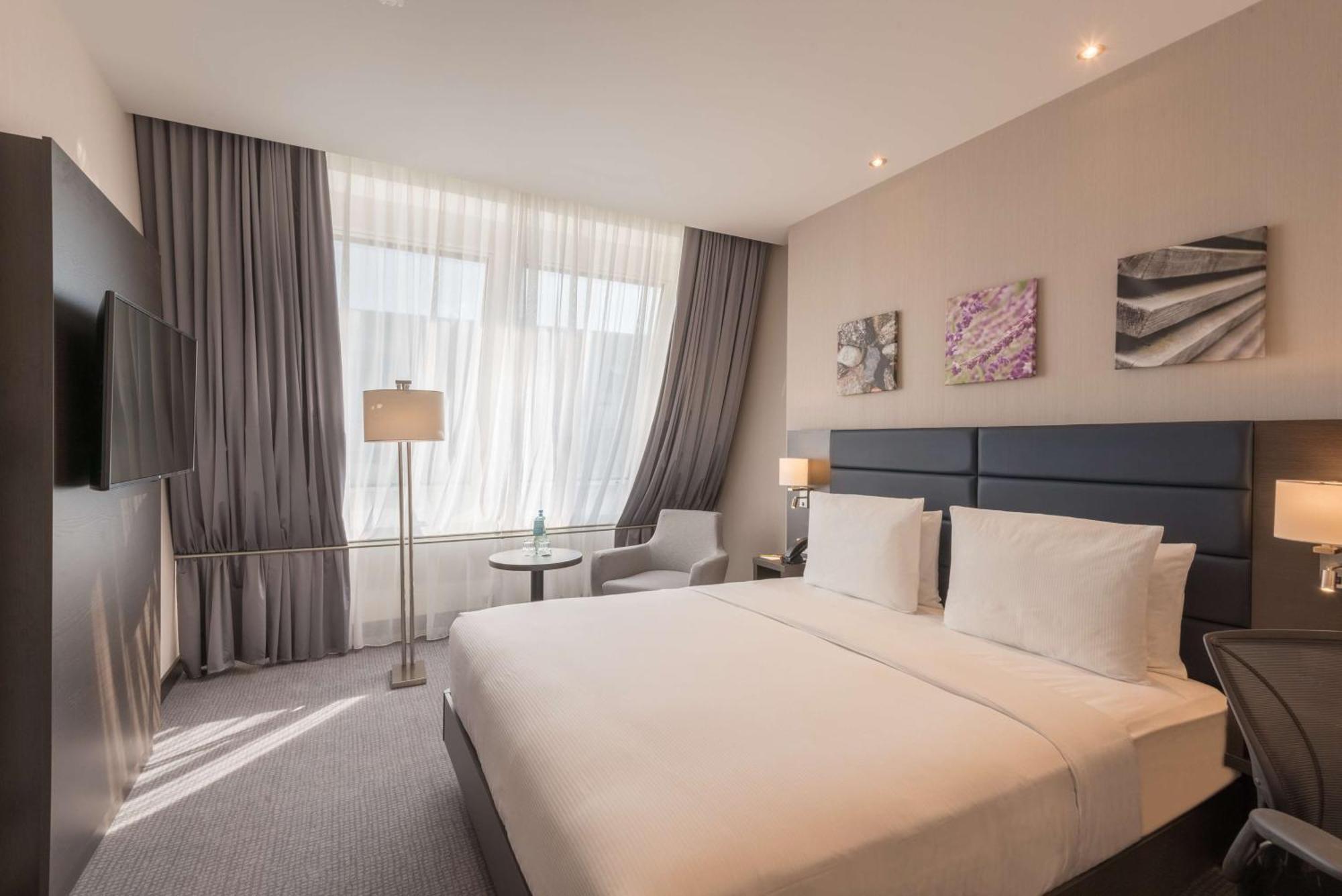 Hilton Garden Inn Frankfurt City Centre Франкфурт-на-Майні Екстер'єр фото